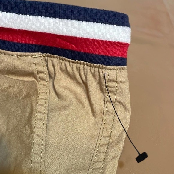 Tommy Hilfiger kids boys shorts khaki Sz Large - Picture 4 of 7